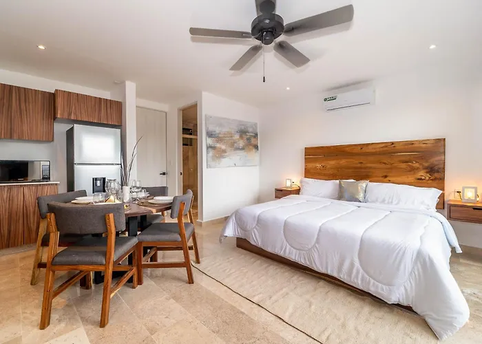 King With Balcony, Gym, Rooftop Pool Holiday home Tulum